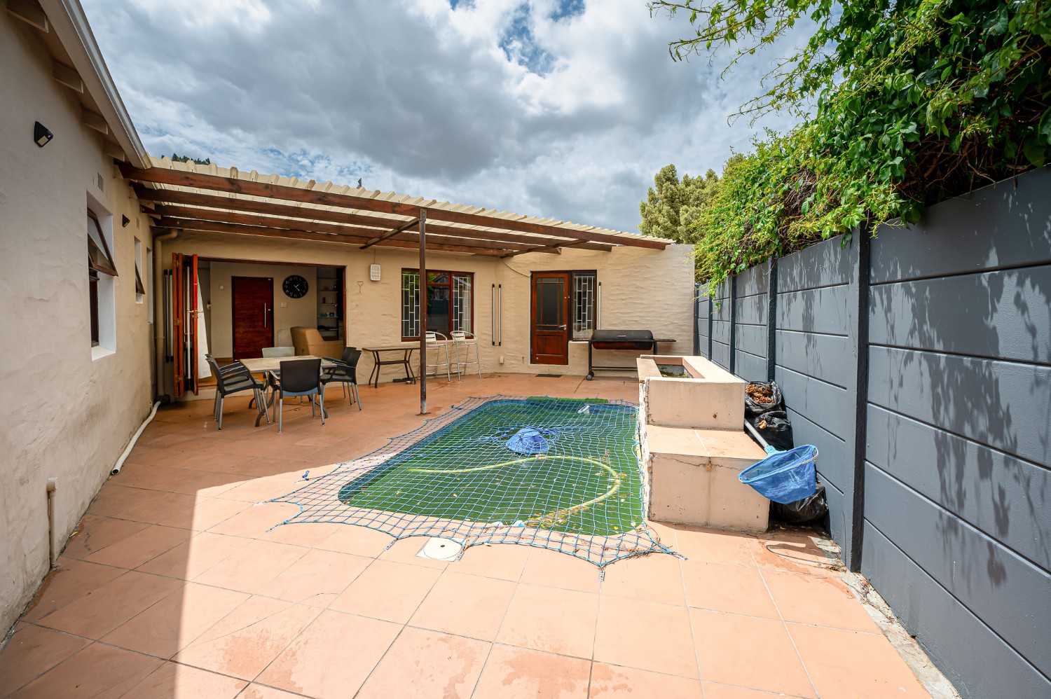 3 Bed Home For Sale in Edgemead (R 2,270,000)