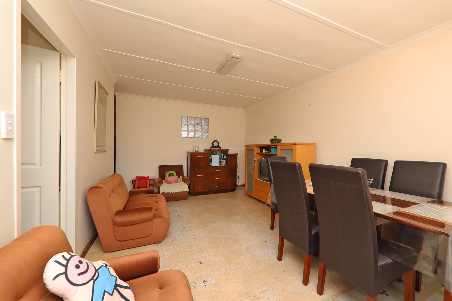 3 Bed Home For Sale in Mountview (R 1,350,000)