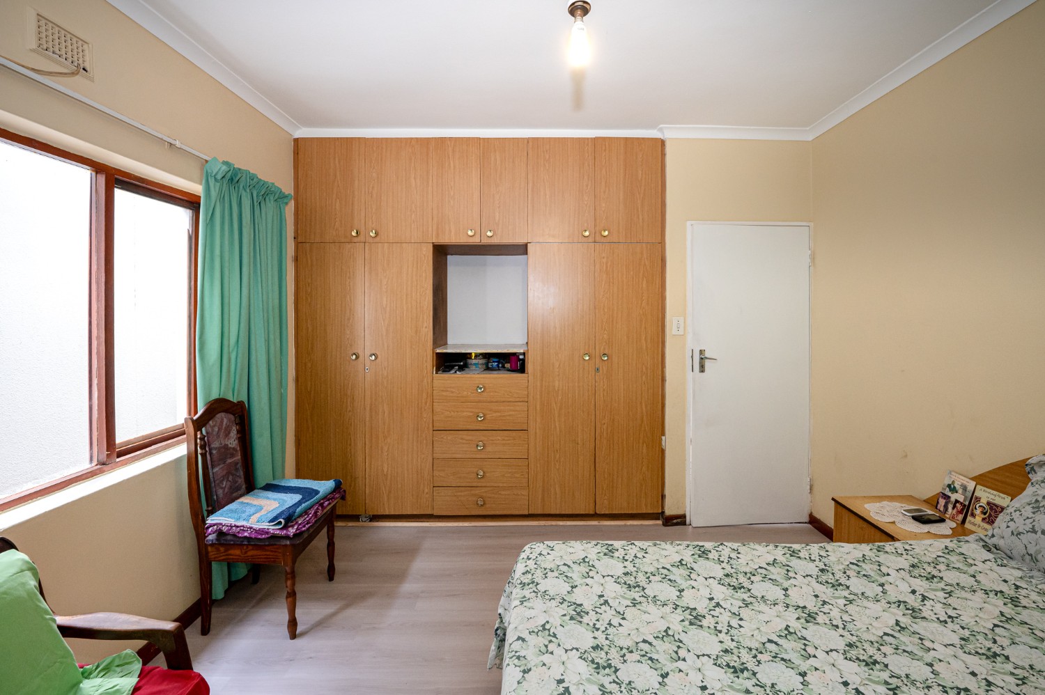 5 Bed Home For Sale in Kylemore (R 1,450,000)