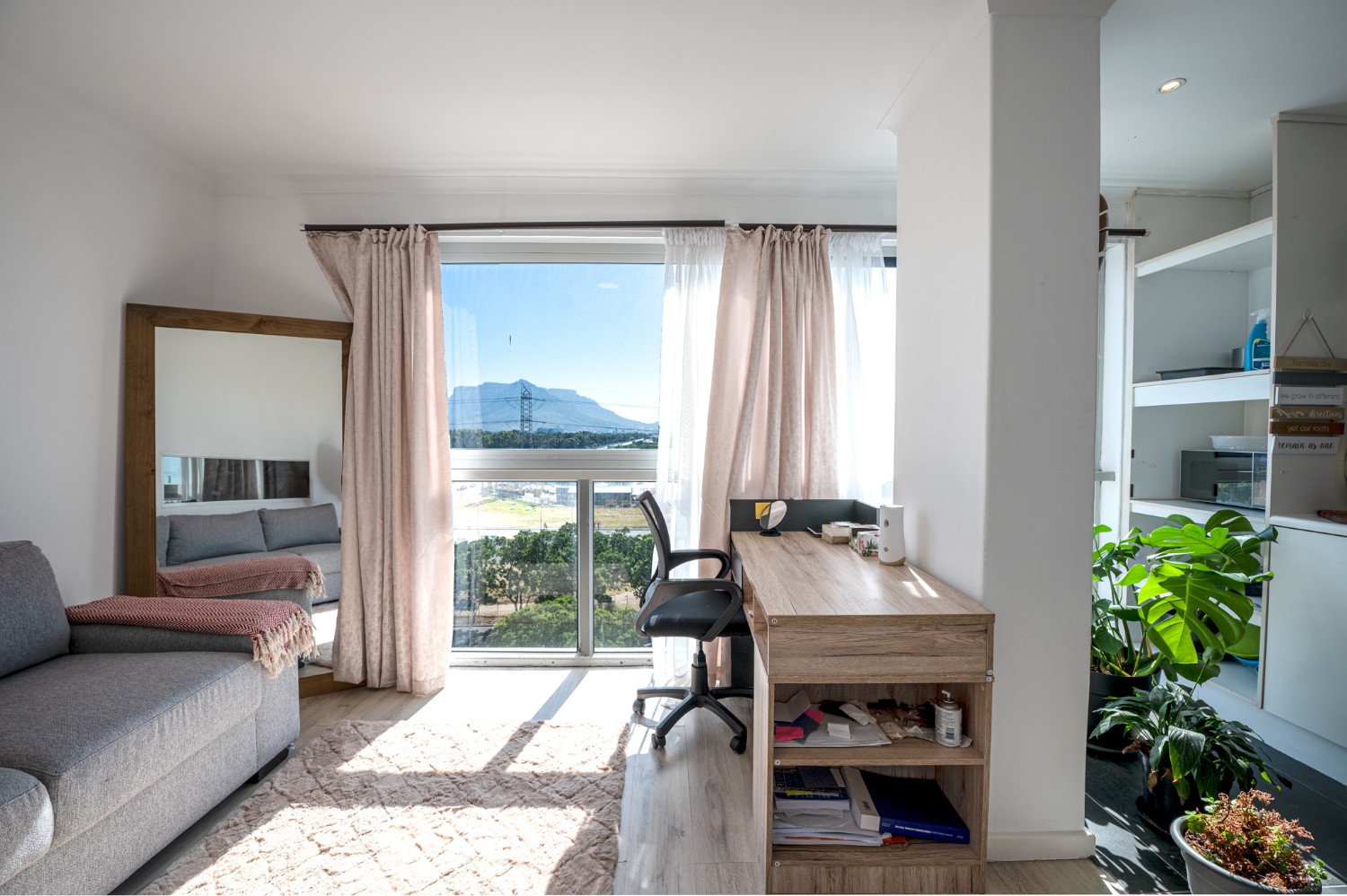 1 Bed Apartment For Sale in Townsend Estate (R 620,000)