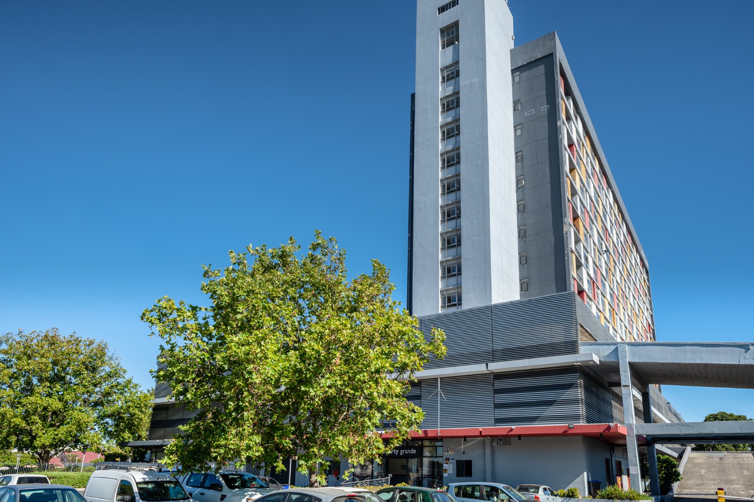 1 Bed Apartment For Sale in Townsend Estate (R 620,000)