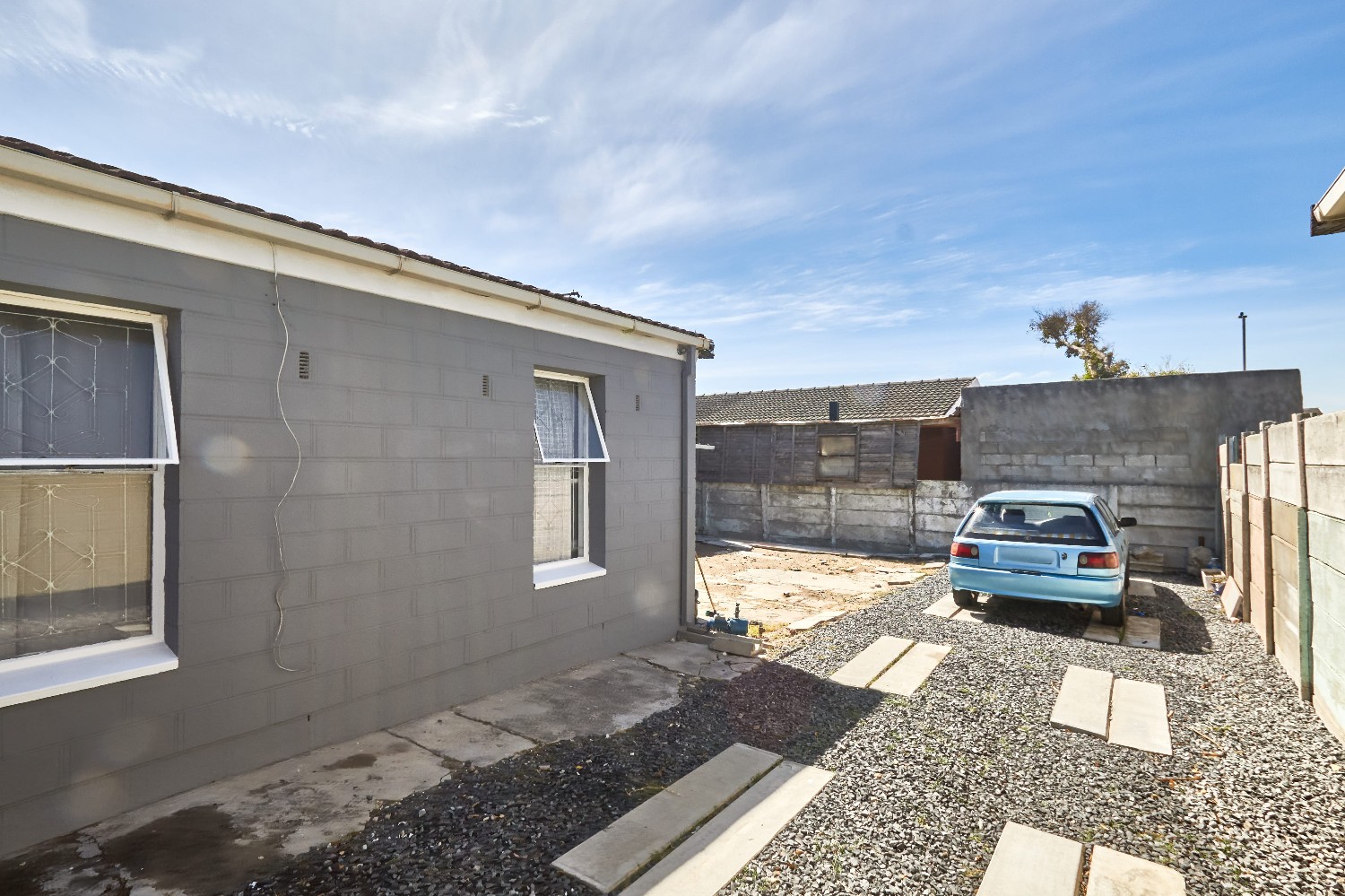 2 Bed Home For Sale in Rocklands (R 670,000)