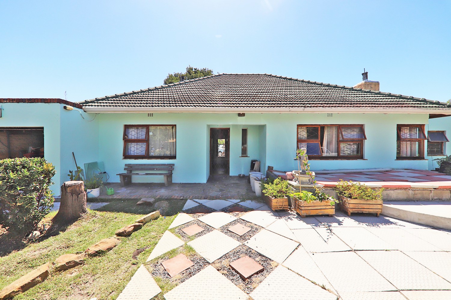 4 Bed Home For Sale in Kenwyn (R 2,700,000)