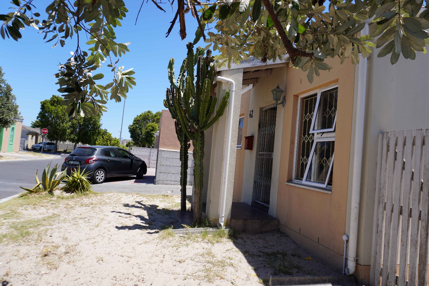 2 Bed Home For Sale in The Connifers (R 850,000)