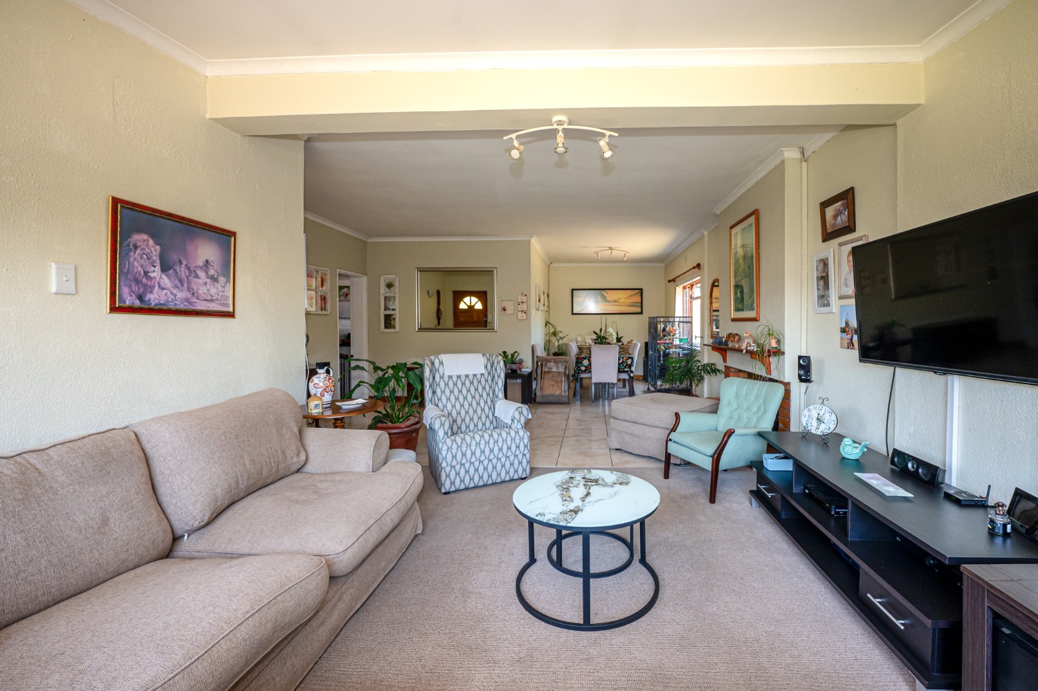 3 Bed Home For Sale in Milnerton Central (R 2,950,000)