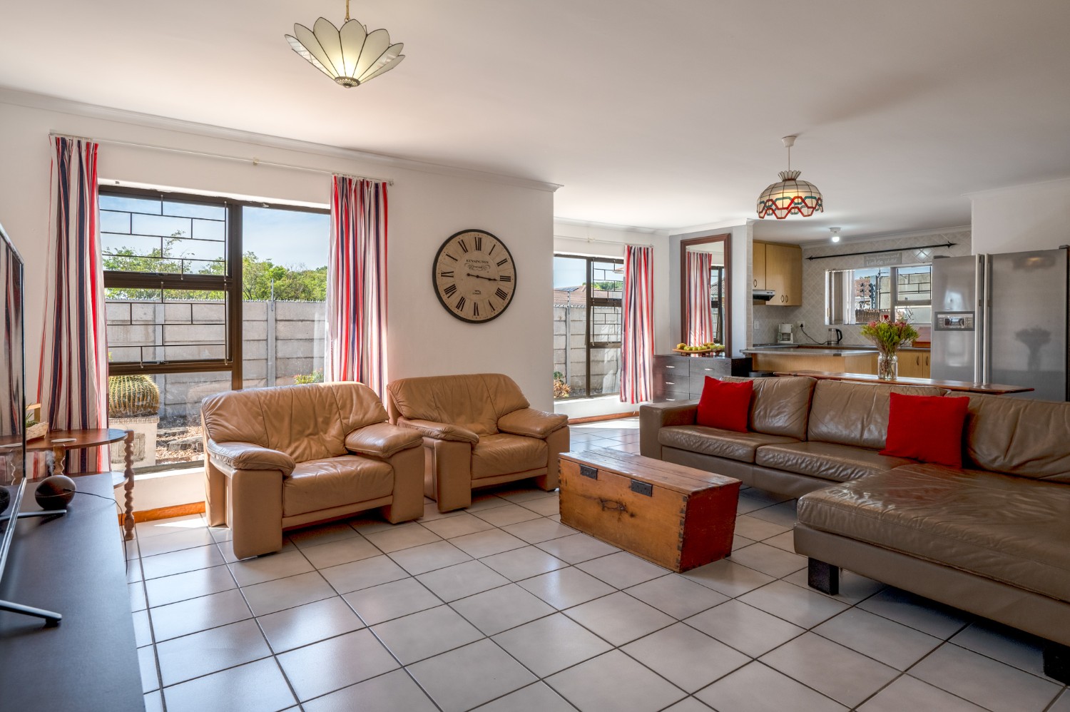 3 Bed Home For Sale in Arauna (R 2,640,000)