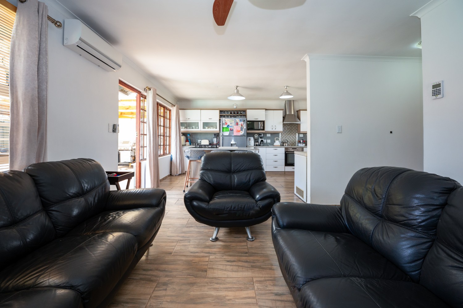 3 Bed Home For Sale in Tuscany Glen (R 1,500,000)