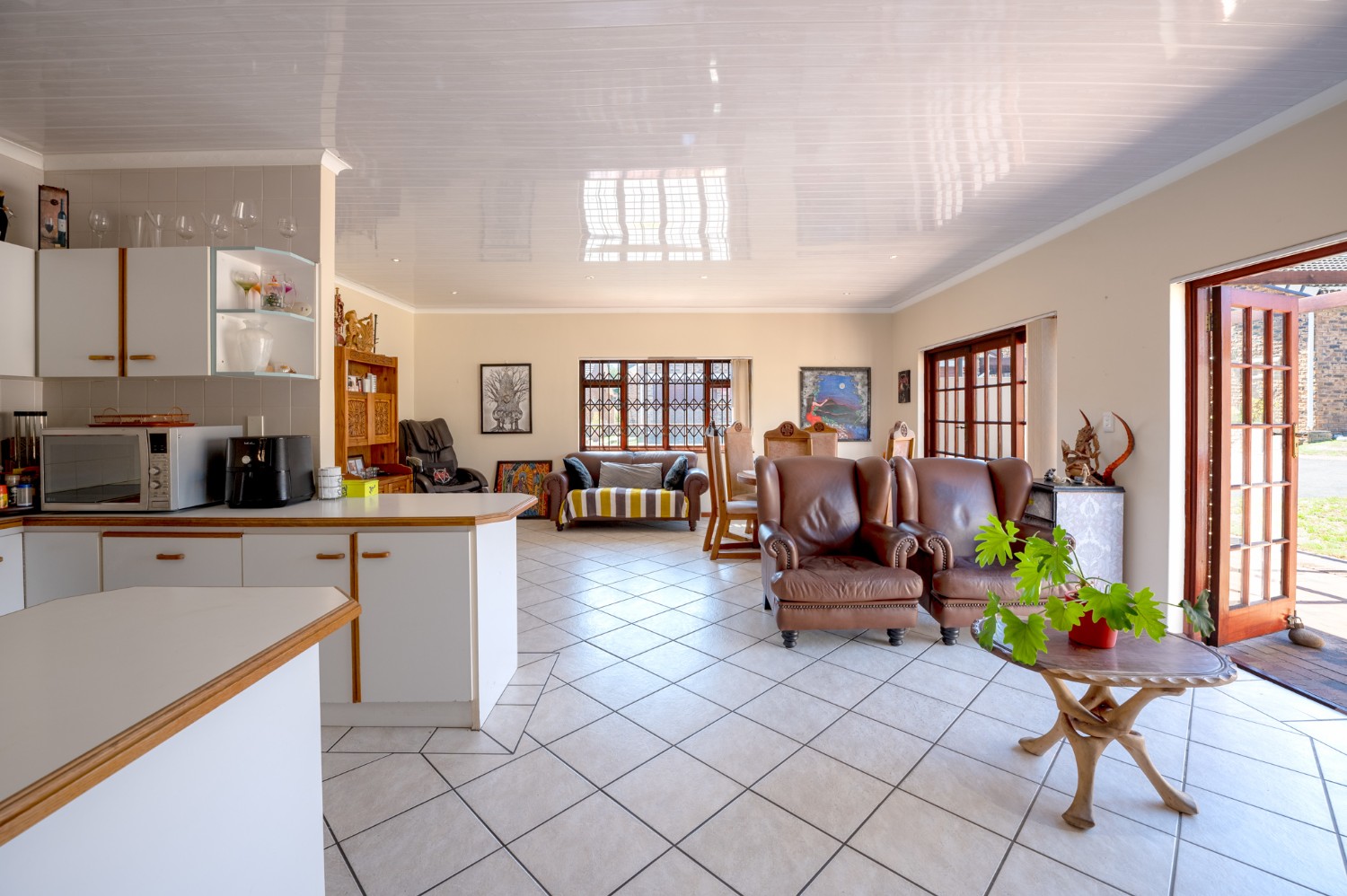 3 Bed Townhouse For Sale in Kenridge (R 2,850,000)