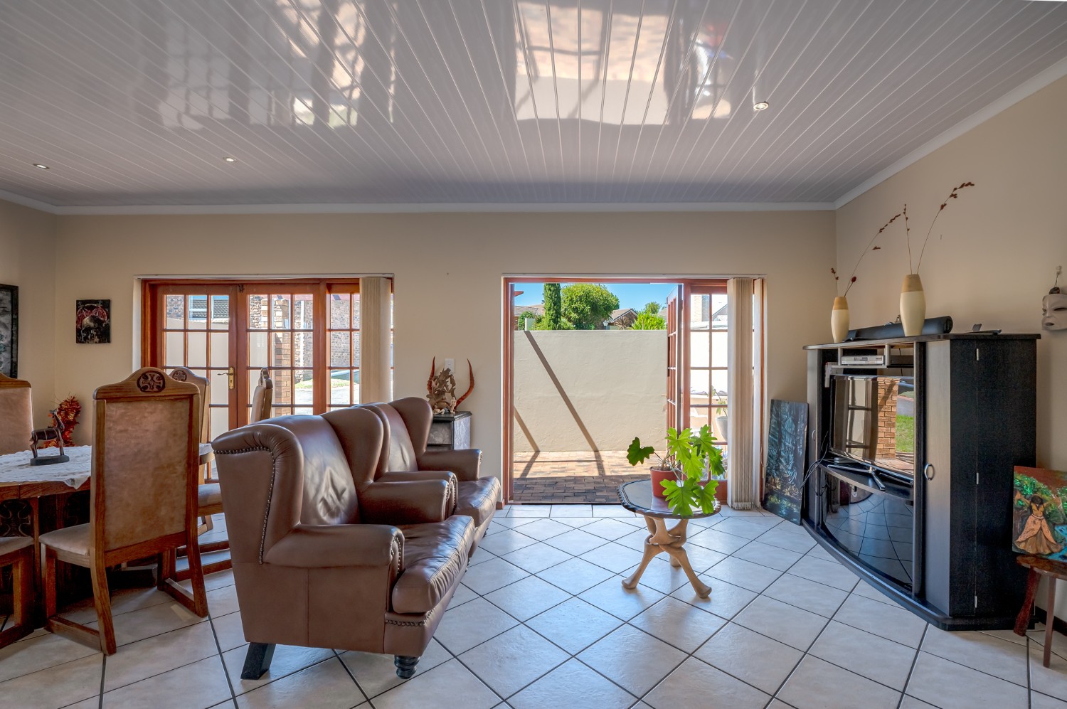 3 Bed Townhouse For Sale in Kenridge (R 2,850,000)
