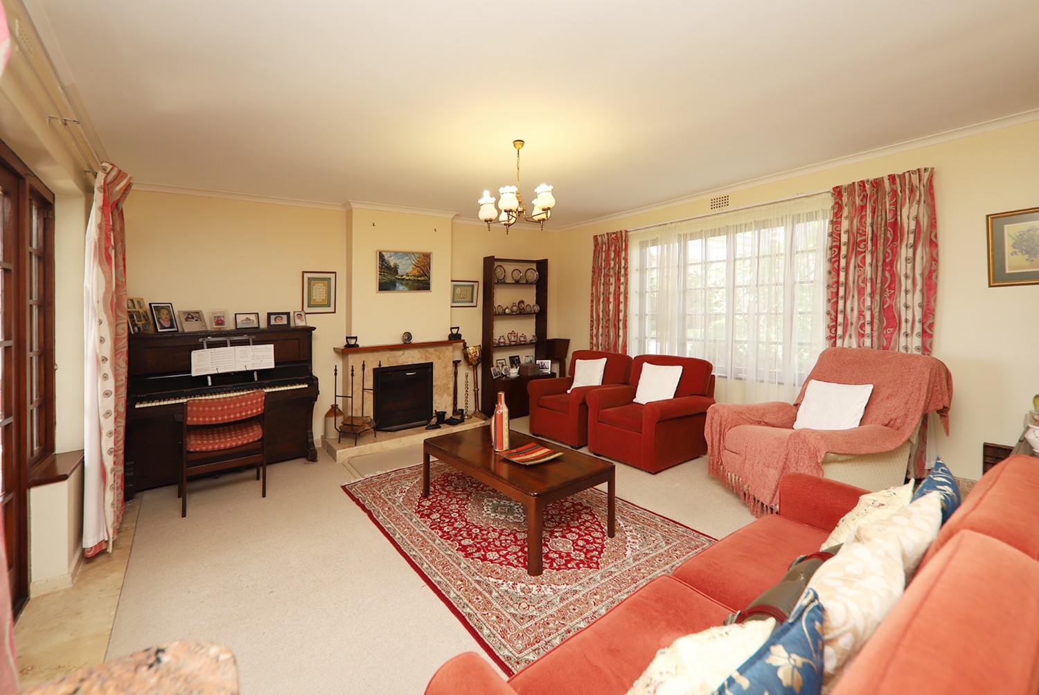 3 Bed Home For Sale in Elfindale (R 3,500,000)