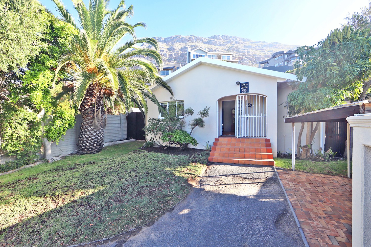 3 Bed Home For Sale in Lakeside (R 2,950,000)