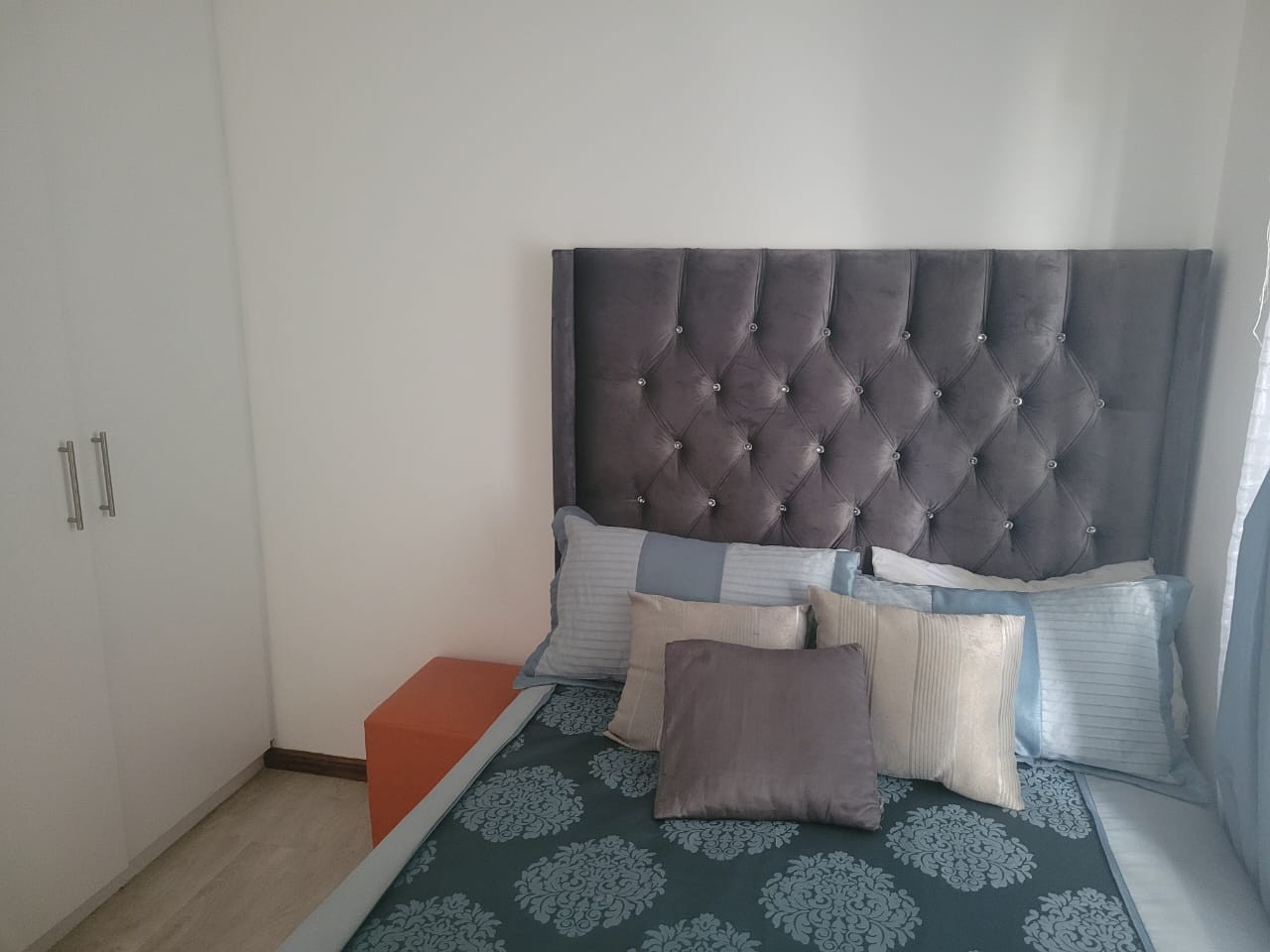 2 Bed Apartment For Sale in Gaylee (R 820,000)