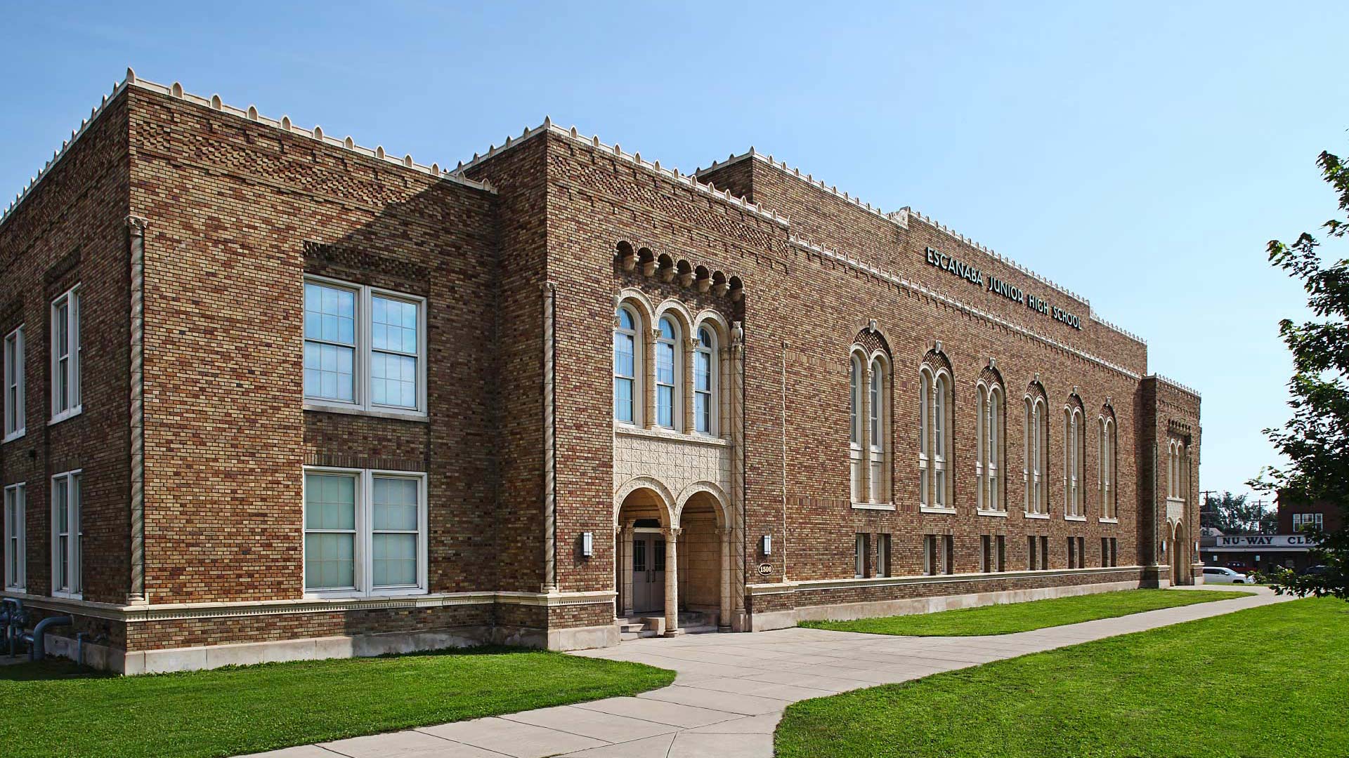 Escanaba Middle School Diekema Hamann Architecture & Engineering