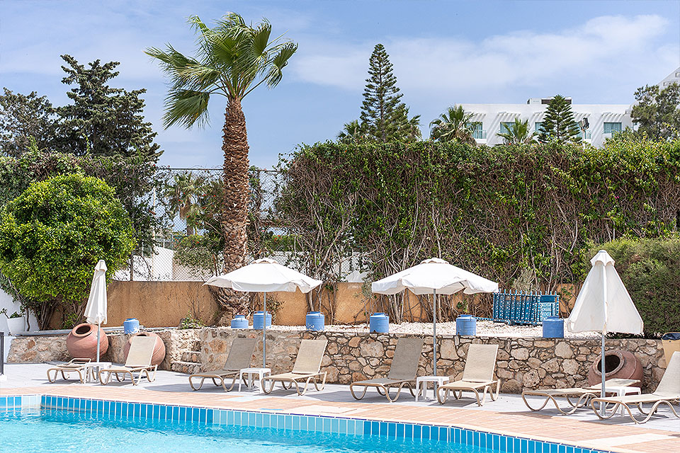 Flora Hotel Apartments, Protaras, Cyprus Book directly with us