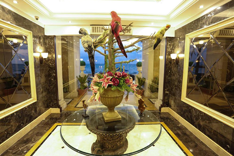 Palazzo Furnished Apartments, Tyre, Lebanon Book directly with us