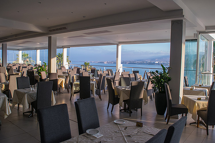 Theo Sunset Bay Hotel, Paphos, Cyprus Book directly with us