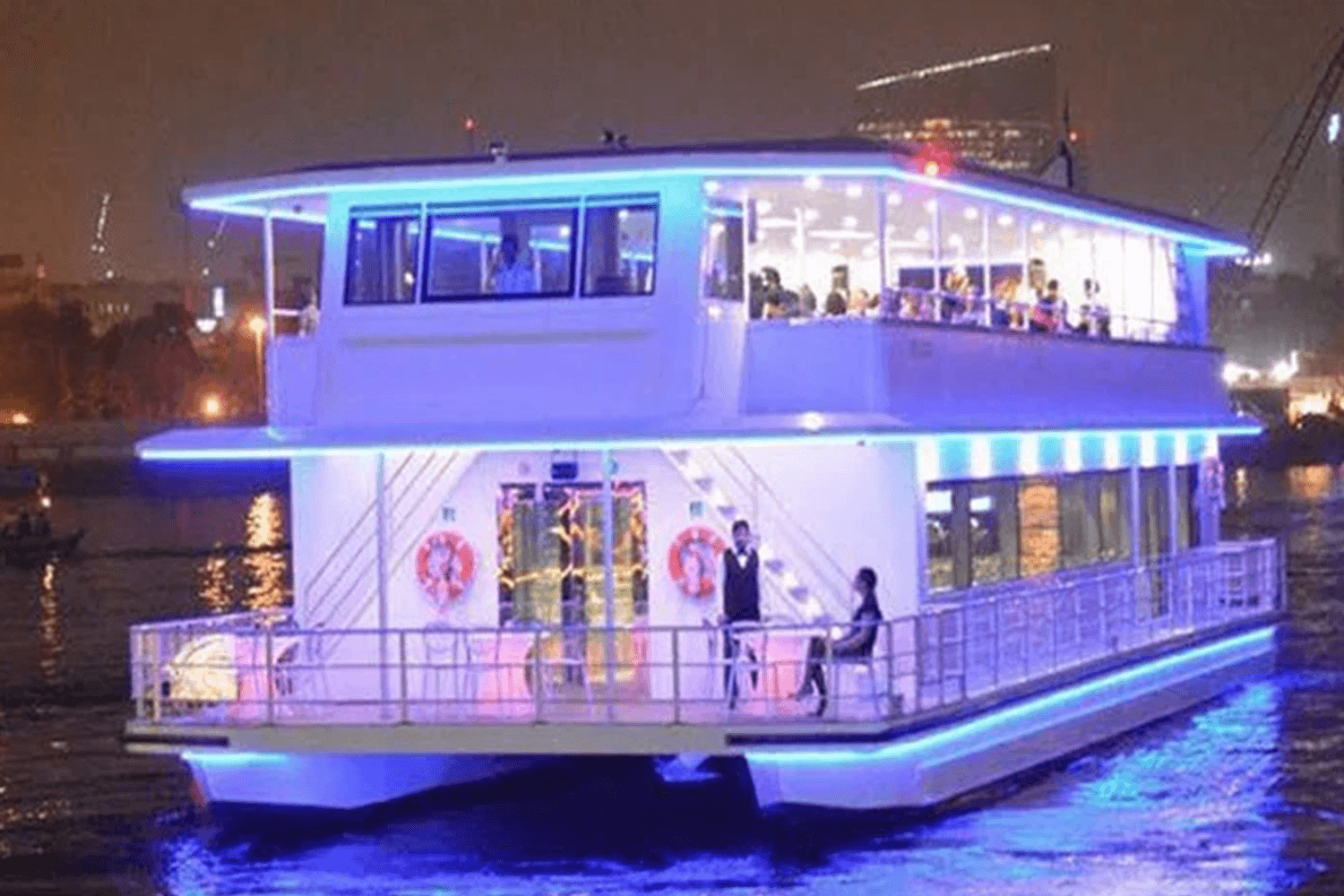 Glass Cruise Marina Dubai Book with Dhow Cruise Deira in 100aed