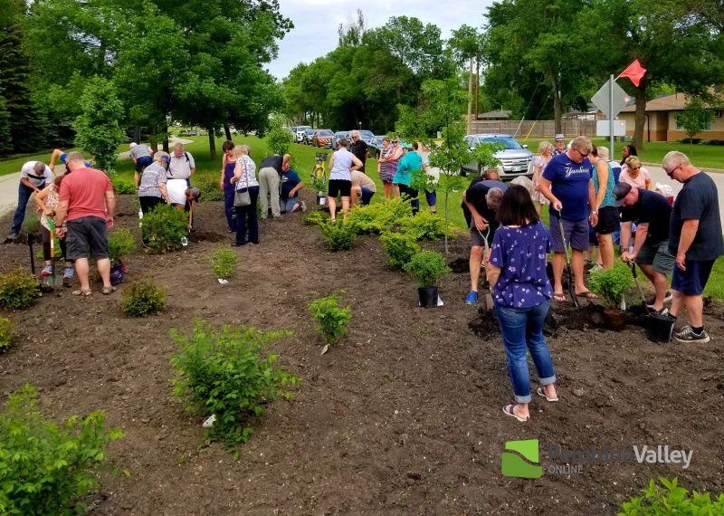 15 new shrubs and bushes honour lost loved ones at Altona's Memory