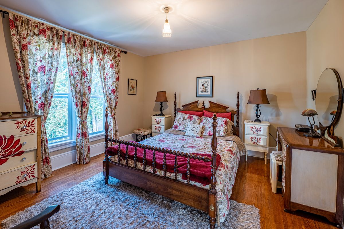 The history of former prime minister Arthur Meighen and his Portage