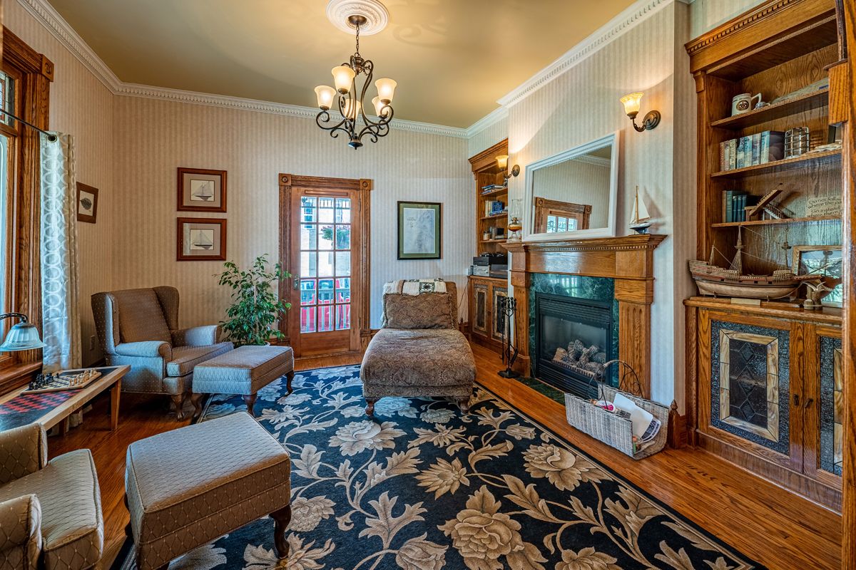 The history of former prime minister Arthur Meighen and his Portage