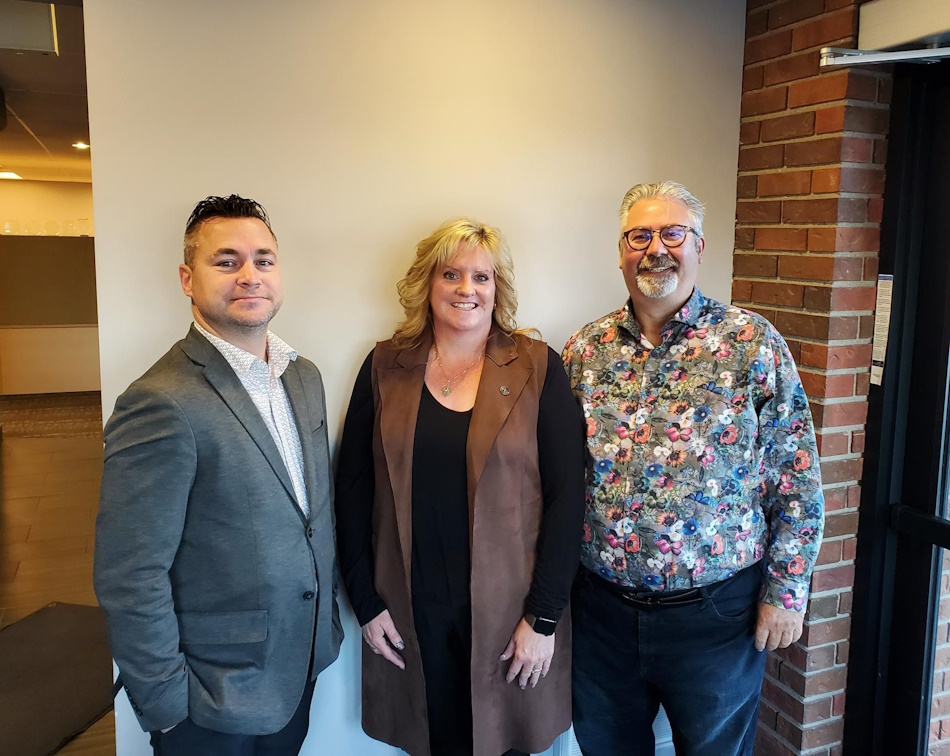 Invest in your community hire a LOCAL realtor