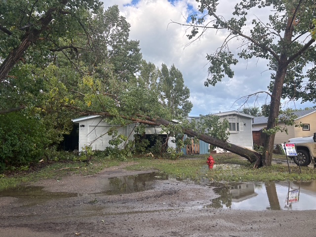 Severe storm batters southeast Saskatchewan(09)
