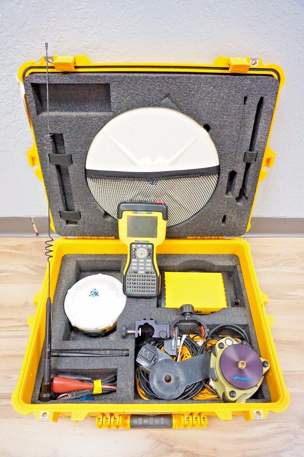 Trimble SPS882 SPS855 TSC2 GPS GNSS L1 L2 L2C Glonass Base Rover RTK R8