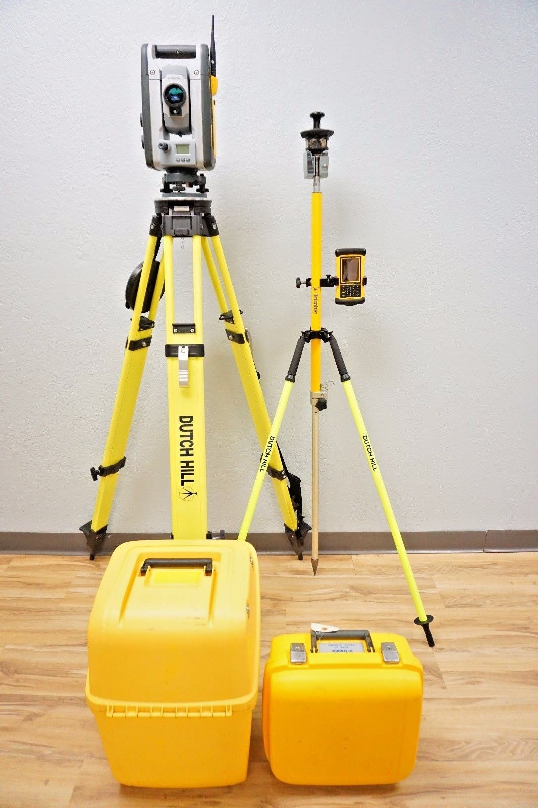 Trimble RTS555 DR WLAN 5″ Robotic Total Station Nomad MEP BIM Software