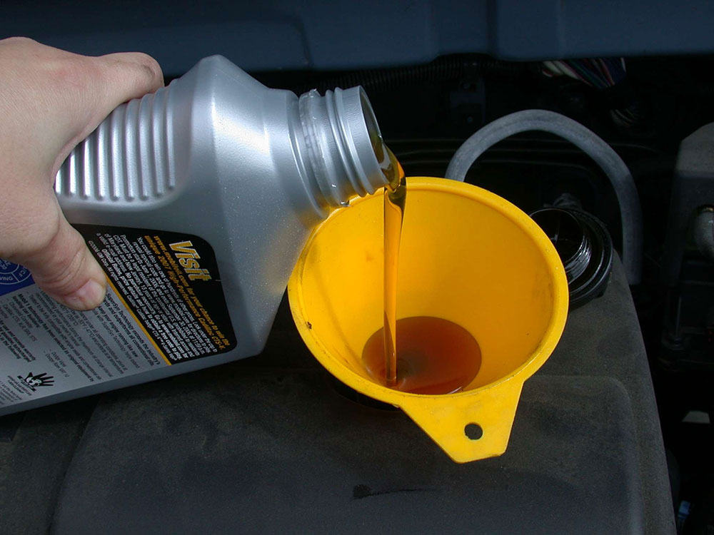 Engine oil guide Toyota Car Service in Orlando Fl