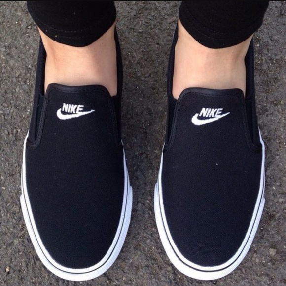 Nike Toki Slip On Cherry Blossom Women S Shoe Jordan Shoes For Women Retro Shoes Nike Slip Ons nike toki slip on womens