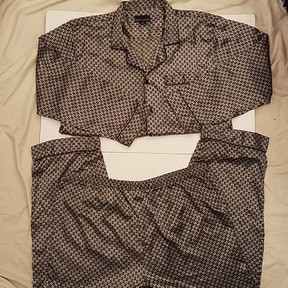 Robert Louis Other Robert Louis Silk Mens Pajamas Poshmark