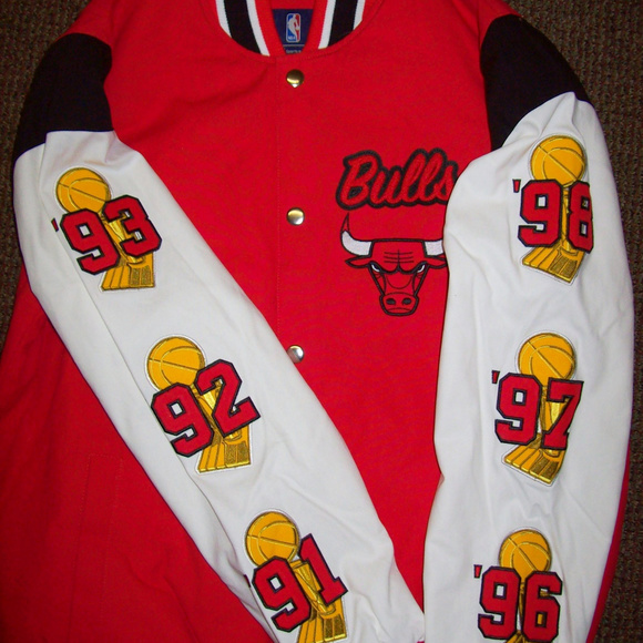NBA APPAREL by GIII Jackets & Coats Chicago Bulls 6 Time Cotton