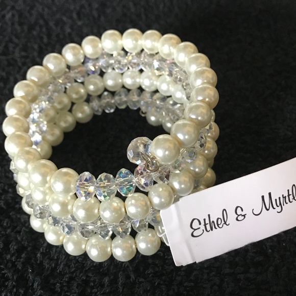 Ethel & Myrtle Jewelry Boho Bracelet Stacked Stretch Pearl Ethel