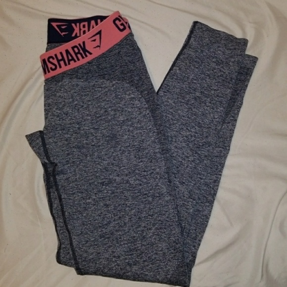 Gymshark Pants &amp; Jumpsuits Gymshark Flex Cropped