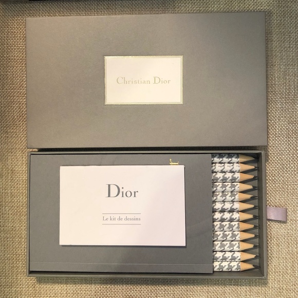 Dior Other New Price Dior Le Kit De Dessins Poshmark