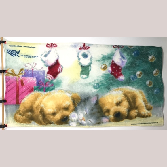 The Humane Society Bedding Humane Society Christmas Puppieskitten