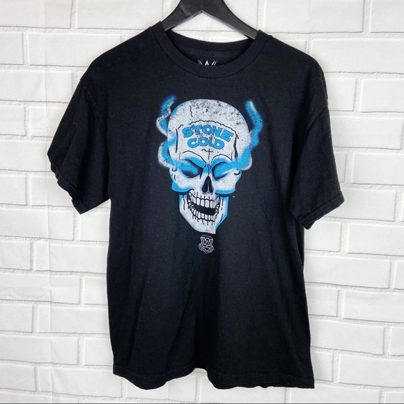 WWE Tops Wwe Stone Cold Steve Austin Skull Graphic Tee L Poshmark