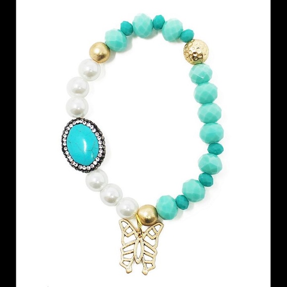 L&J BELIEVE IN... Jewelry Lj White Pearl Glass Bead Hummingbird