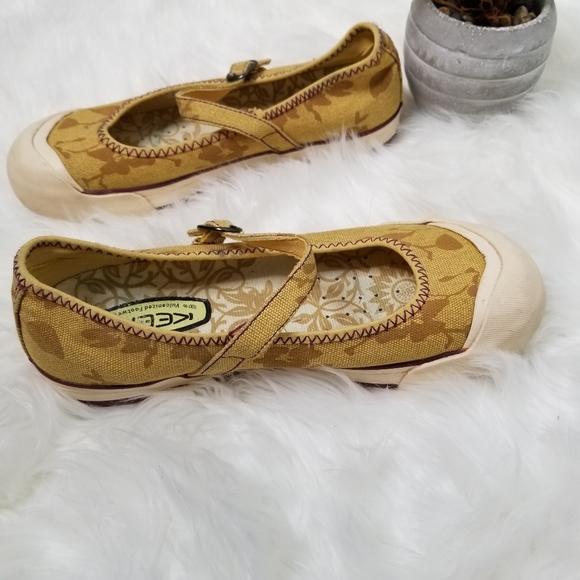 Keen Shoes Keen Coronado Canvas Mary Janes Poshmark