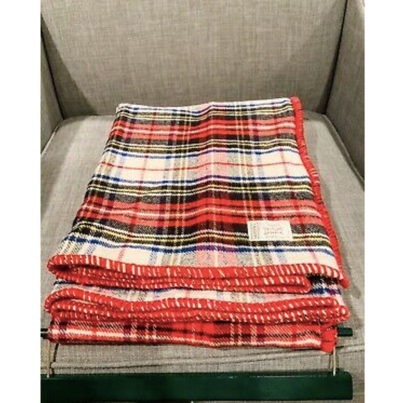 Ralph Lauren Accents Nwt Lauren Ralph Lauren Throw Blanket 54x72