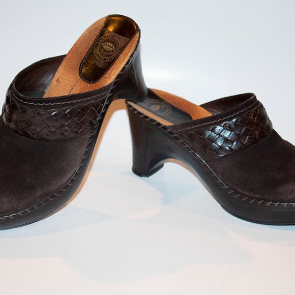 Nurture by Lamaze Shoes Nurture Twist Brown Suede Clogs Poshmark