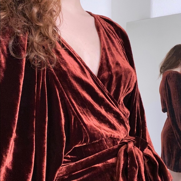 A.L.C. Dresses Alc Carlo Velvet Cognac Long Sleeve Wrap Dress 2