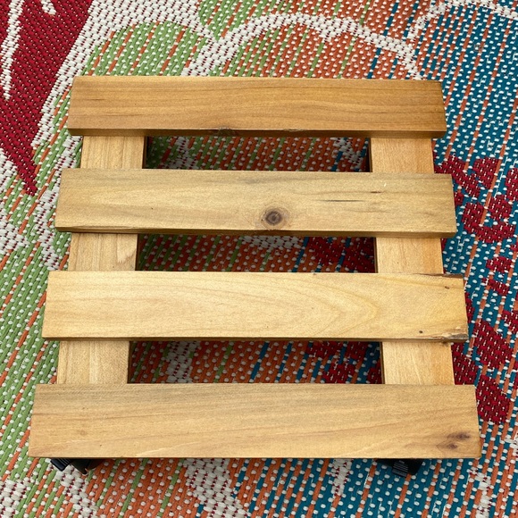 Other Last One Plant Stand With Wheels Poshmark