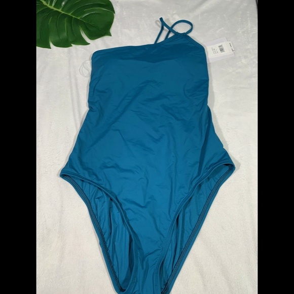 La Blanca Swim Nwt La Blanca Goddess Oneshoulder Onepiece Swim