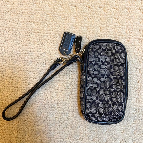 Coach Accessories Vintage Coach Cell Phone Case Wristlet Poshmark