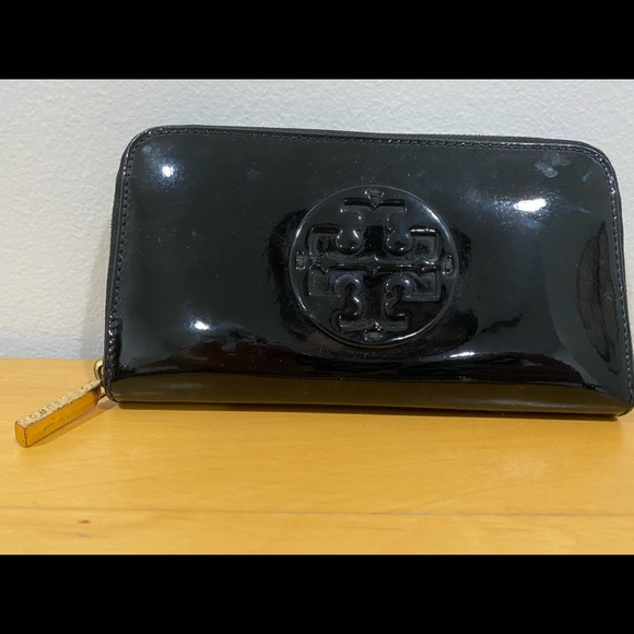 Brand direct supplies Tory Burch Bags Tory Burch Black Patent