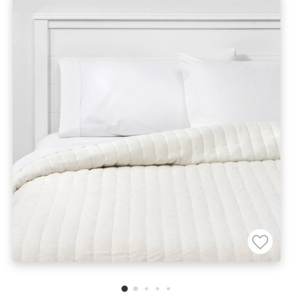 Threshold Bedding New Reverse Faux Fur Quilt Poshmark