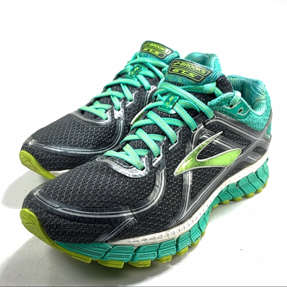 Brooks Shoes Brooks Gts 6 Running Shoes Womens Sz 95 Poshmark
