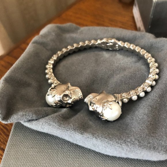 Alexander McQueen Jewelry Alexander Mcqueen Twin Pearl Skull Bracelet