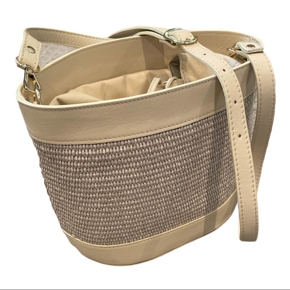 DIVINA FIRENZE Bags Divina Firenze Italy Leather Woven Bucket Purse